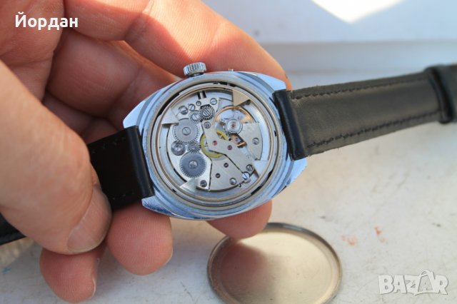Руски часовник ''Слава'' 26 камъка 38 мм, снимка 13 - Антикварни и старинни предмети - 39920957