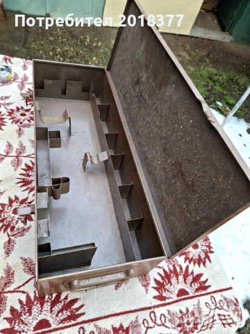 DEWALT/ BOSCH - Метални куфари , снимка 6 - Други инструменти - 45570342