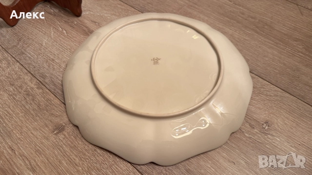  Lenox, 1980г– Голямо Коледно плато, златен печат., снимка 5 - Чинии - 52684175