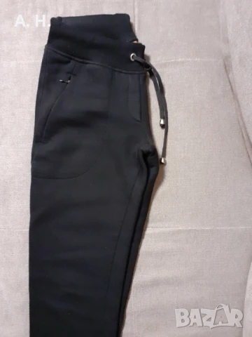 Черен ватиран анцуг