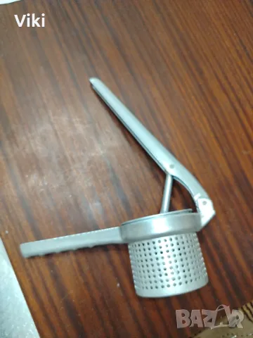 Соц преса за чесън и картофи 