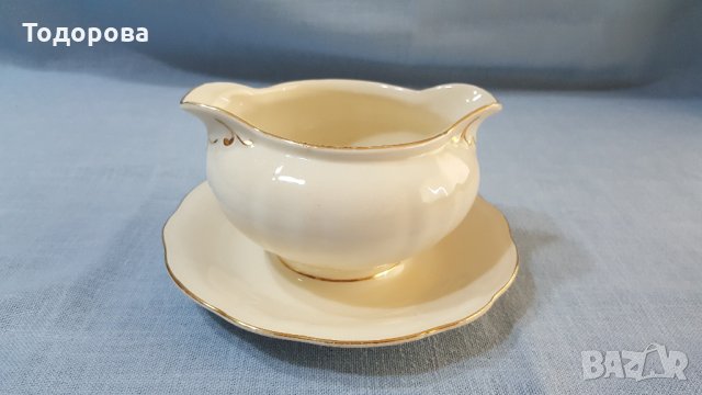 Голяма порцеланова сосиера, снимка 2 - Антикварни и старинни предмети - 31974195