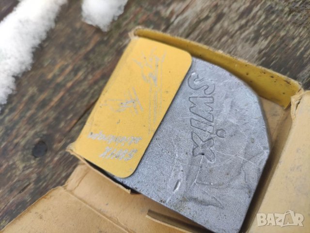 Продавам swix silver paraffin вакса за ски, снимка 1 - Зимни спортове - 39464323
