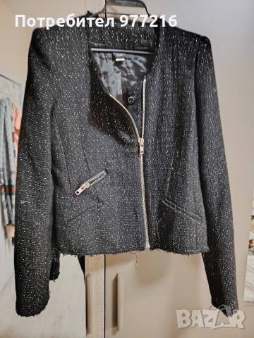 Дамско сако S размер, снимка 3 - Сака - 54191335