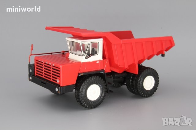 БелАЗ-540 кариерен самосвал 1965 - мащаб 1:43 на Наш Автопром моделът е нов в кутия
