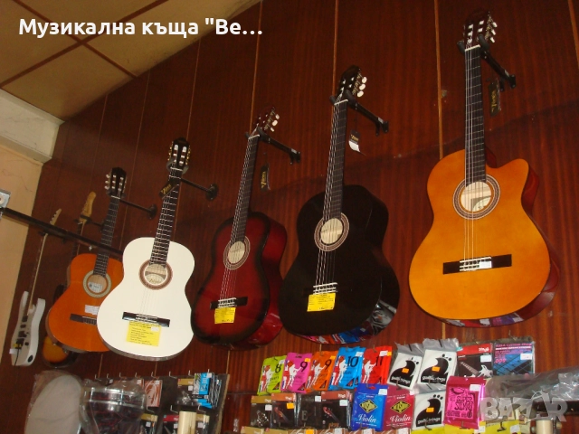 Класически китари Valencia, размер 4/4