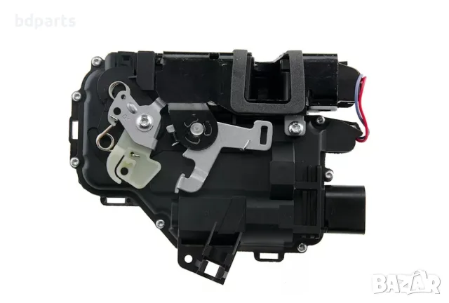 Брава за предна дясна врата VW, Golf 4, Bora, Passat B5, Beetle, Skoda, снимка 3 - Части - 56142106