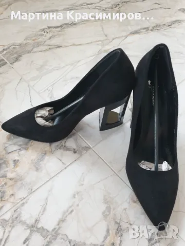 Велурени обувки , снимка 2 - Дамски обувки на ток - 49815494