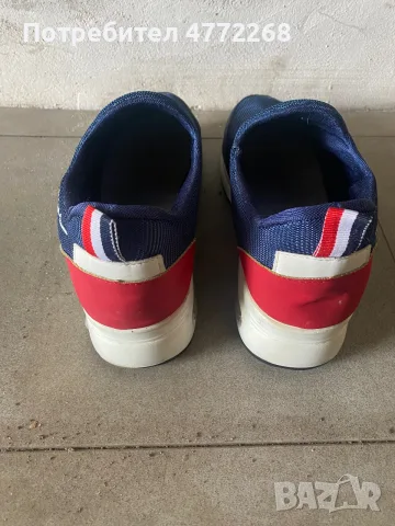 Продавам обувки Tommy hilficn, снимка 3 - Спортно елегантни обувки - 56080480