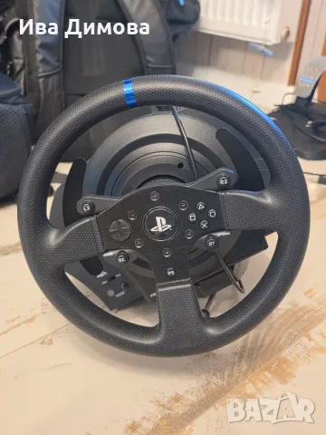 Волан с педали Thrustmaster T300 RS