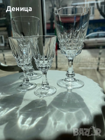 Чаши за двама♥️ Чашите имат красив, детайлен фасетиран дизайн на столчето и основата, снимка 6 - Чаши - 54047966
