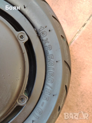 Гуми за Тротинетка, с двигател, и предна джанта, снимка 4 - Гуми и джанти - 54317285