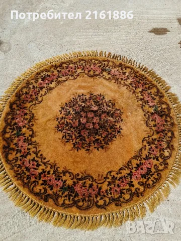 Кръгъл килим с ресни и диаметър 150 см