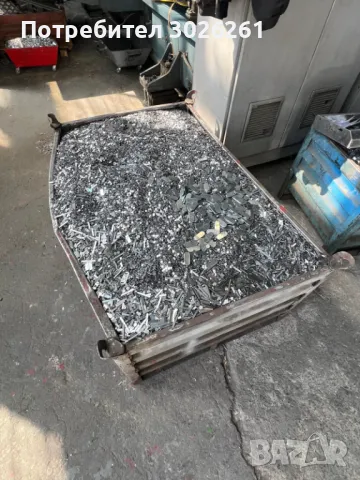 Скрап стомана квадрати и кръгове - от щанцоване