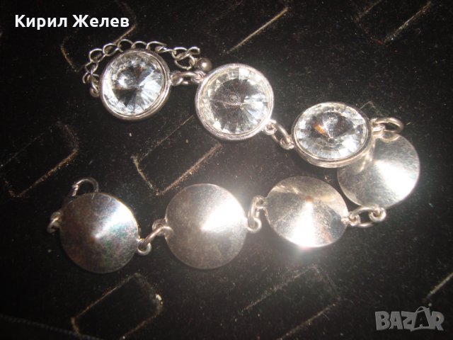 СРЕБРИСТА ФЕШЪН КРИСТАЛНА БЛЕСТЯЩА ГРИВНА 17068, снимка 2 - Гривни - 31347169