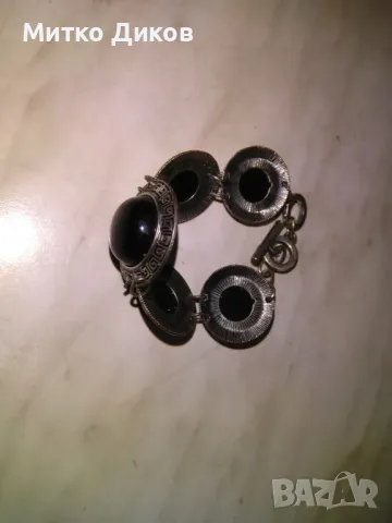 Гривна с оникс отлична, снимка 4 - Гривни - 49624990