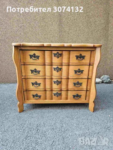 Масивен дъбов скрин в стил Чипъндейл