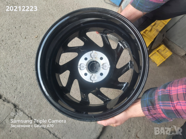 1 брой алуминиева джанта за Volkswagen Up!, снимка 5 - Гуми и джанти - 44683275