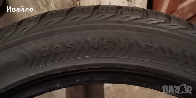 Продавам 4 броя зимни гуми 225.45.17 на 1 сезон дот 2021 Nokian , снимка 3 - Гуми и джанти - 55717872