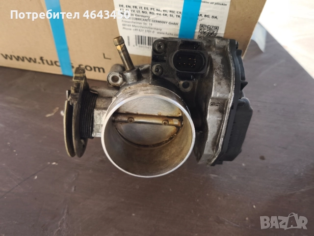 Дроселова клапа за 2.4 V6 165кс Audi A6 C5, A4, A8, снимка 3 - Части - 52351965