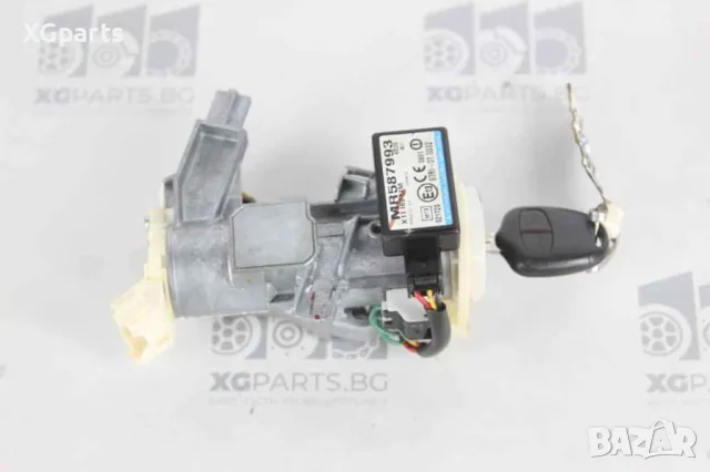 Контактен ключ и патрон за Mitsubishi Grandis 2.4i 165 к.с. (2003-2011), снимка 2 - Части - 50215994