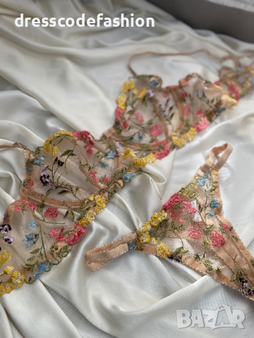 Дамски комплект бельо от две части с красива бродерия от цветя, снимка 3 - Бельо - 44636526