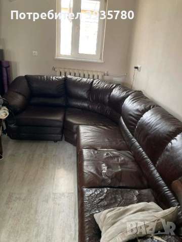 Продавам кожен, ъглов диван с 1 фотьойл и 2 табуретки, снимка 2 - Дивани и мека мебел - 53973978
