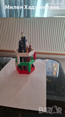 Моливник - бяло, зелено, червено, снимка 3 - Други стоки за дома - 52910123