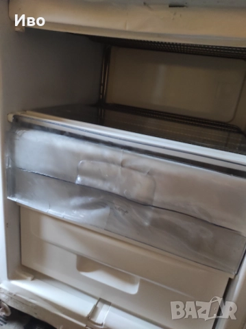 Продавам хладилник с фризер SNAIGE RF 310 – 173 см височина, снимка 15 - Хладилници - 51887158