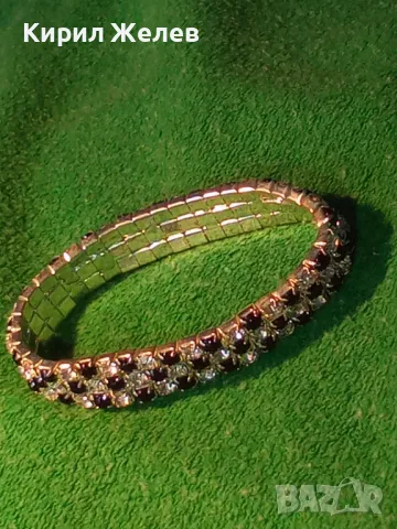 ЕФЕКТНА ПОСРЕБРЕНА РАЗТЕГАТЕЛНА ВИНТИДЖ АРТ СТИЛ ГРИВНА с ФАСЕТИРАНИ КРИСТАЛИ 47462, снимка 10 - Гривни - 47045741