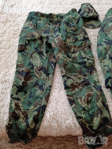 Камофлажни яке и панталон , снимка 2 - Панталони - 54023800