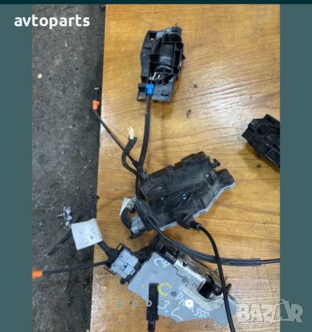 Citroen c4 picasso 2009година Брави врати, снимка 6 - Части - 40382570
