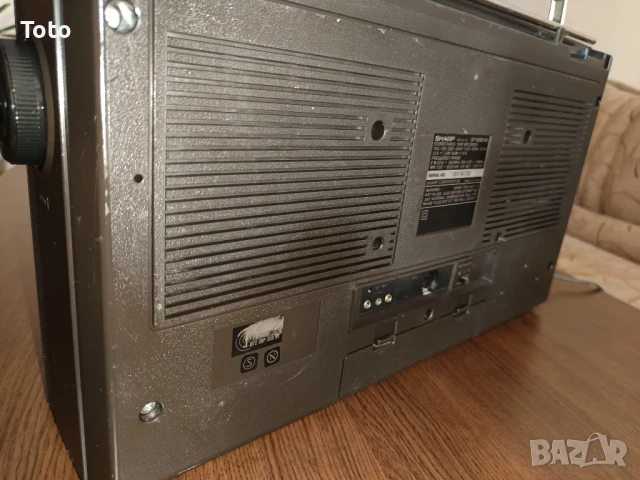 Радио касетофон SHАRP GF 6060, снимка 10 - Радиокасетофони, транзистори - 50950916