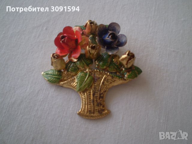 красива Винтич брошка кошница с цветя, снимка 10 - Антикварни и старинни предмети - 37363461
