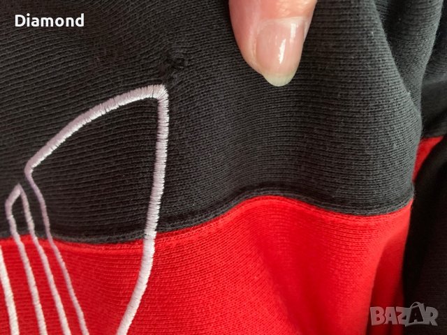 Adidas оригинален суичър + подарък тениска  , снимка 2 - Суичъри - 37034956