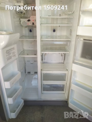 Двоен хладилник Samsung за части или за ремонт , снимка 5 - Хладилници - 40758368