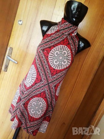 Червено - бяла къса разкроена рокля тип поло М/Л, снимка 1