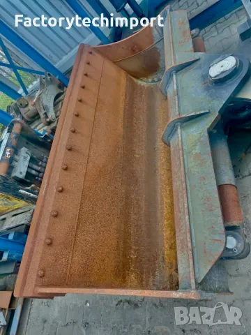 Накланяща се кофа с бързосменник OilQuick OQ70/55 и адаптер Lehnhoff 12-25т., снимка 2 - Индустриална техника - 50310546