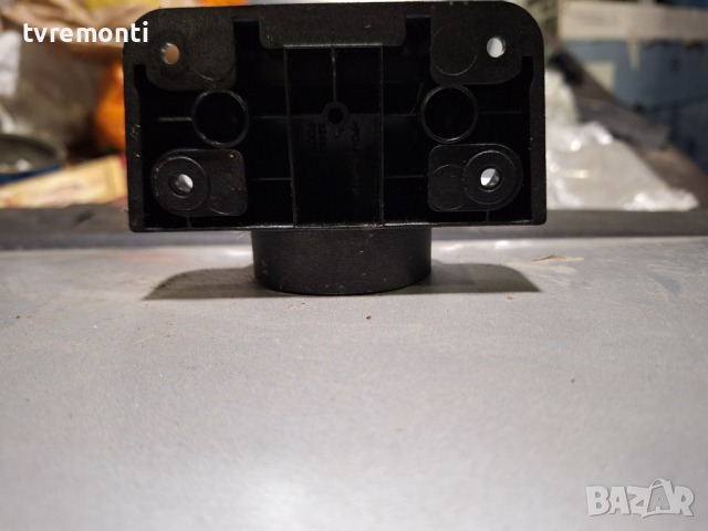 оригинална стойка за телевизор телевизор Toshiba модел 32D3863, снимка 2 - Части и Платки - 44616552