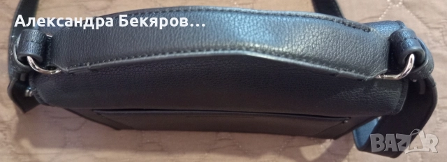 Дамска чанта Calvin Klein Jeans minimal monogram top handle 22 , снимка 5 - Чанти - 52711304