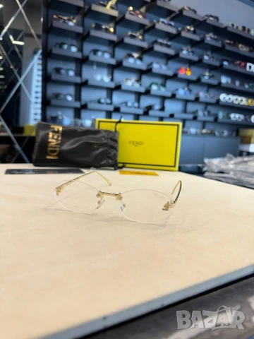 очила FENDI 
