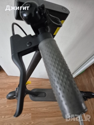 Електрическа тротинетка Xiaomi , снимка 12 - Скейтборд, ховърборд, уейвборд - 52348496