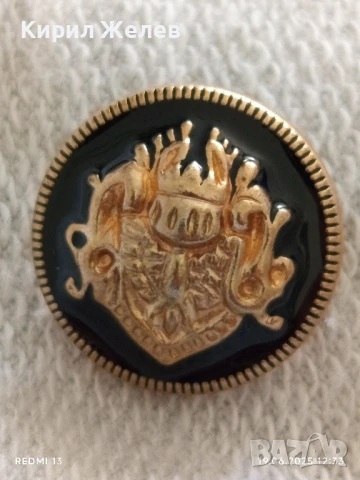 Четири стари копчета с релефен дизайн корона и герб за КОЛЕКЦИЯ ДЕКОРАЦИЯ 43849, снимка 8 - Други ценни предмети - 50723014