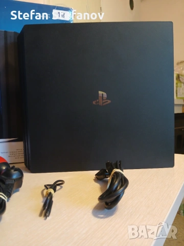 С ГАРАНЦИЯ 1Г Sony PlayStation 4 Pro с хак PS4 1TB профилактиран и проверен + GoldHEN SW 9.60, снимка 4 - PlayStation конзоли - 53137016