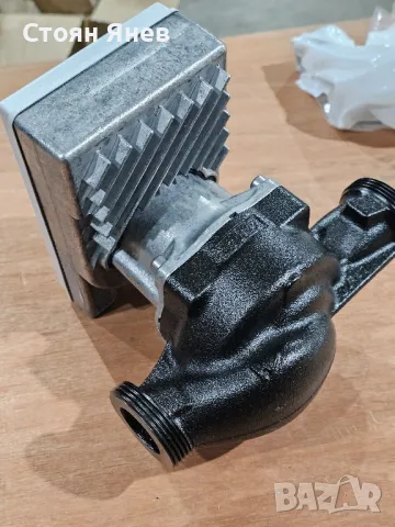 Циркулационна помпа Wilo Para MAXO 25-180-08-F21, снимка 2 - Други машини и части - 48453313