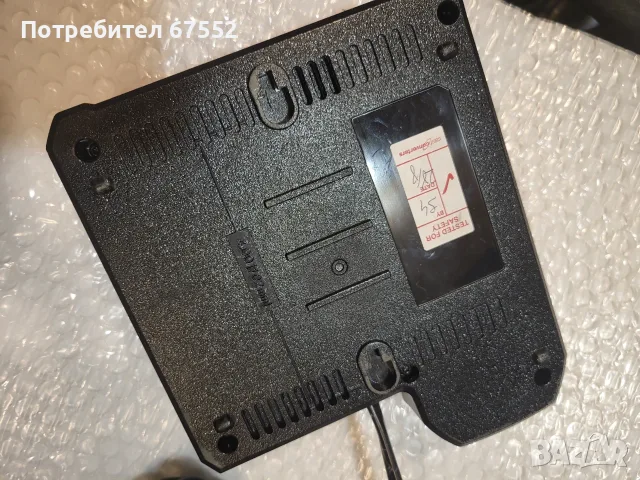 Бързо зарядно Milwaukee M12-18FC, снимка 4 - Други инструменти - 56345258