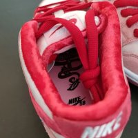 Нови Оригинални Дамски Обувки Nike Dunk Low SB Strange Love Размер 40 Номер Маратонки Кецове Розови , снимка 6 - Маратонки - 39336663