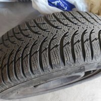 Зимни гуми с джанти за BMW Е 36, снимка 1 - Гуми и джанти - 34552554