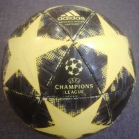 Футболна топка Шампионска лига. , снимка 1 - Футбол - 30677246