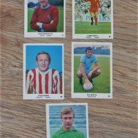 Комплект карти на английски футболисти от 1970 г. от Ливърпул, Стоук Сити, Бърнли, Ковънтри, Шефилд , снимка 1 - Фен артикули - 29678065